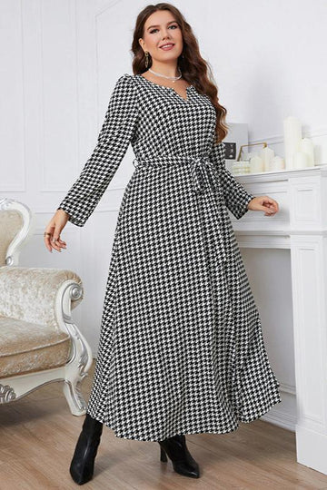 Woochic robe grande taille col en rond trapèze cintrée noir 1XL